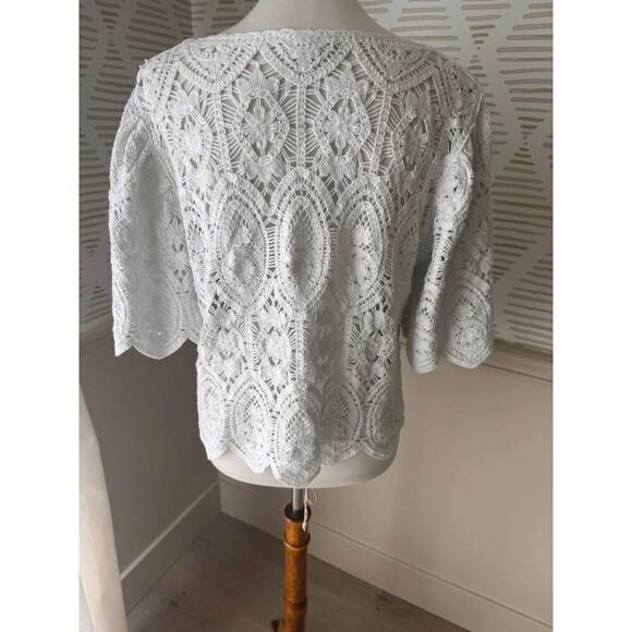 Solitaire Women’s Large White Knit Croquet Lace Top - Picture 3 of 4